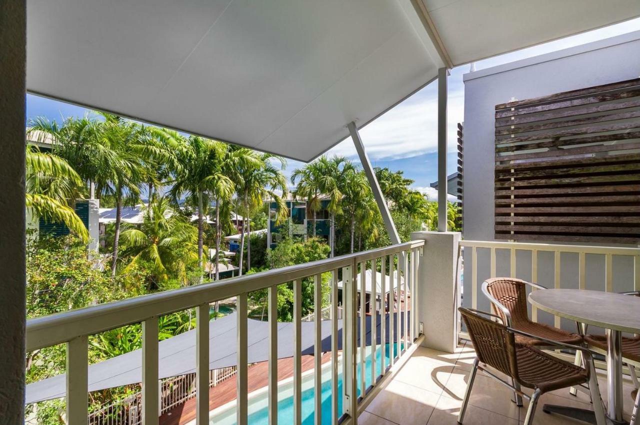 Ferienwohnung 29 Aqua At Aqueous On Port Port Douglas Exterior foto