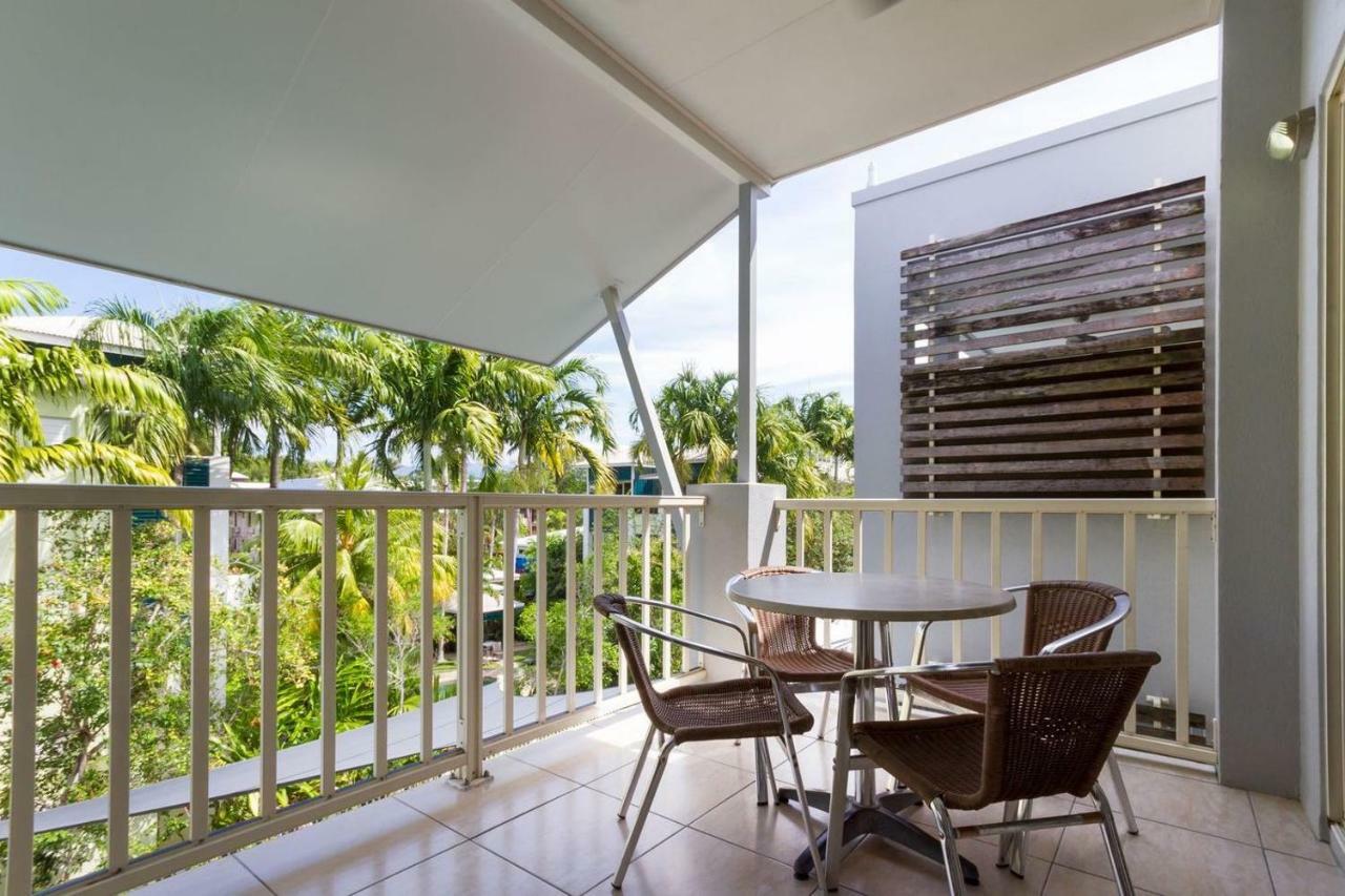 Ferienwohnung 29 Aqua At Aqueous On Port Port Douglas Exterior foto